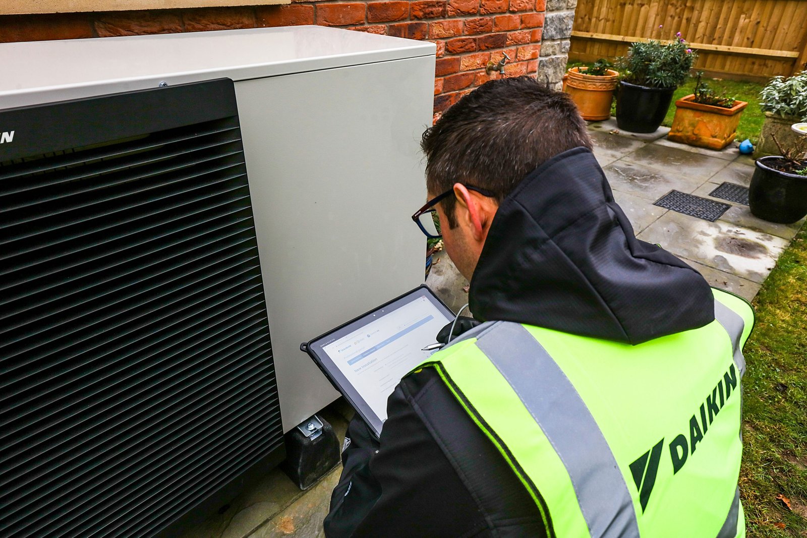 Installing Heat Pump | Green Space Renewables
